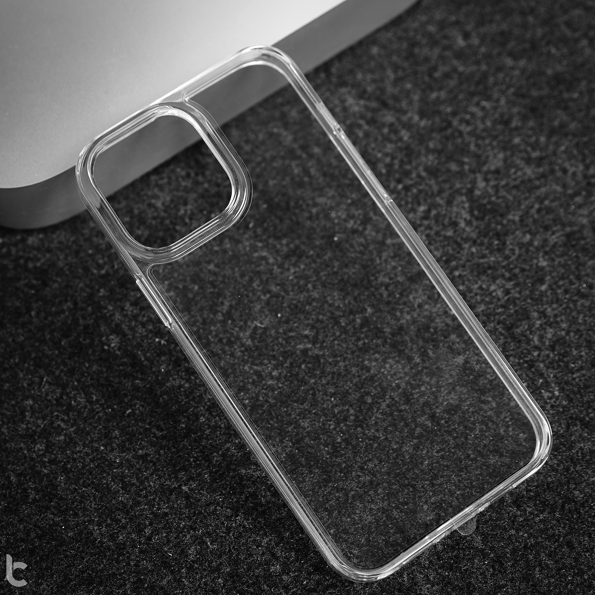 Ốp Lưng TORRAS Diamond Case Cho iPhone 13